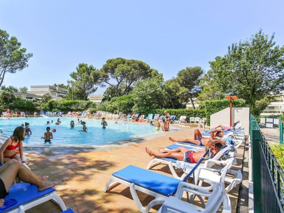 Residence Pierre Et Vacances De La Corniche D'Or Saint-Raphaël 외부 사진